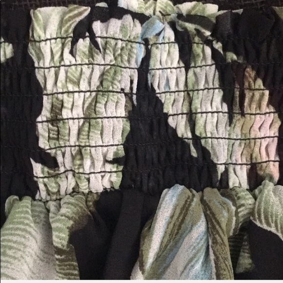 Forever 21 PLUS Black Floral Sheer Chiffon Maxi Dress - Picture 6 of 11